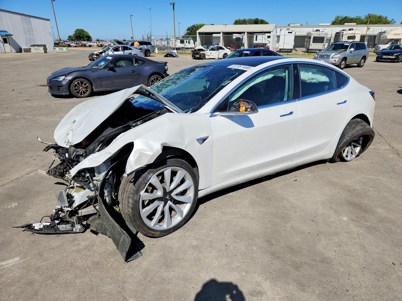 2017 Tesla Model 3 — Front End — aukcja Copart ca - so sacramento - 1