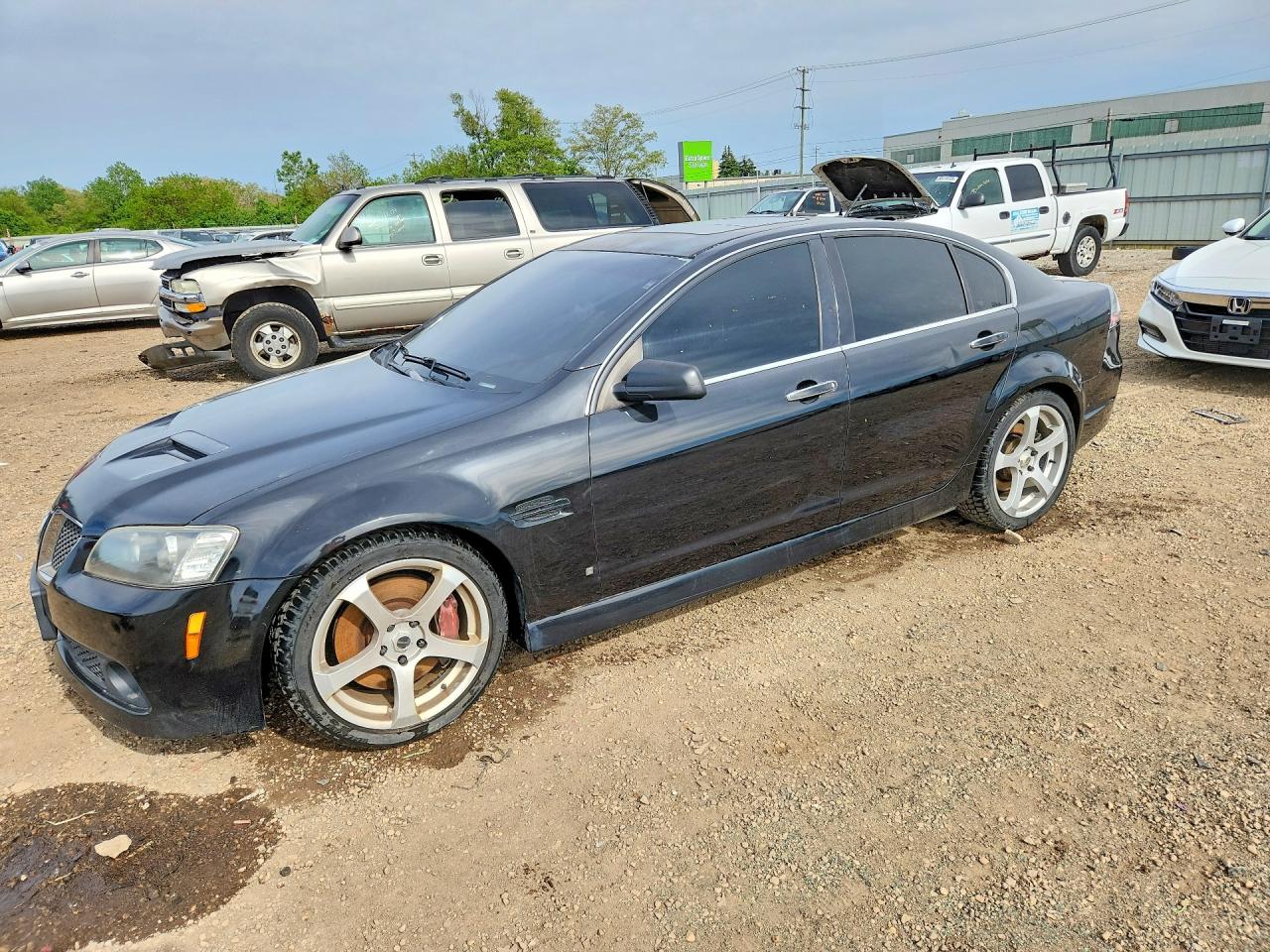 2008 Pontiac G8 — Front End — aukcja Copart 81hts, 1010 east sauk trail, chicago heights il 60411 - 1