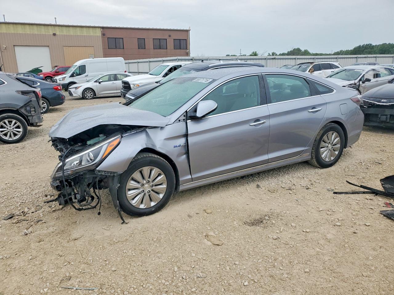 2016 Hyundai Sonata — Front End — auction Copart ks - kansas city - 1
