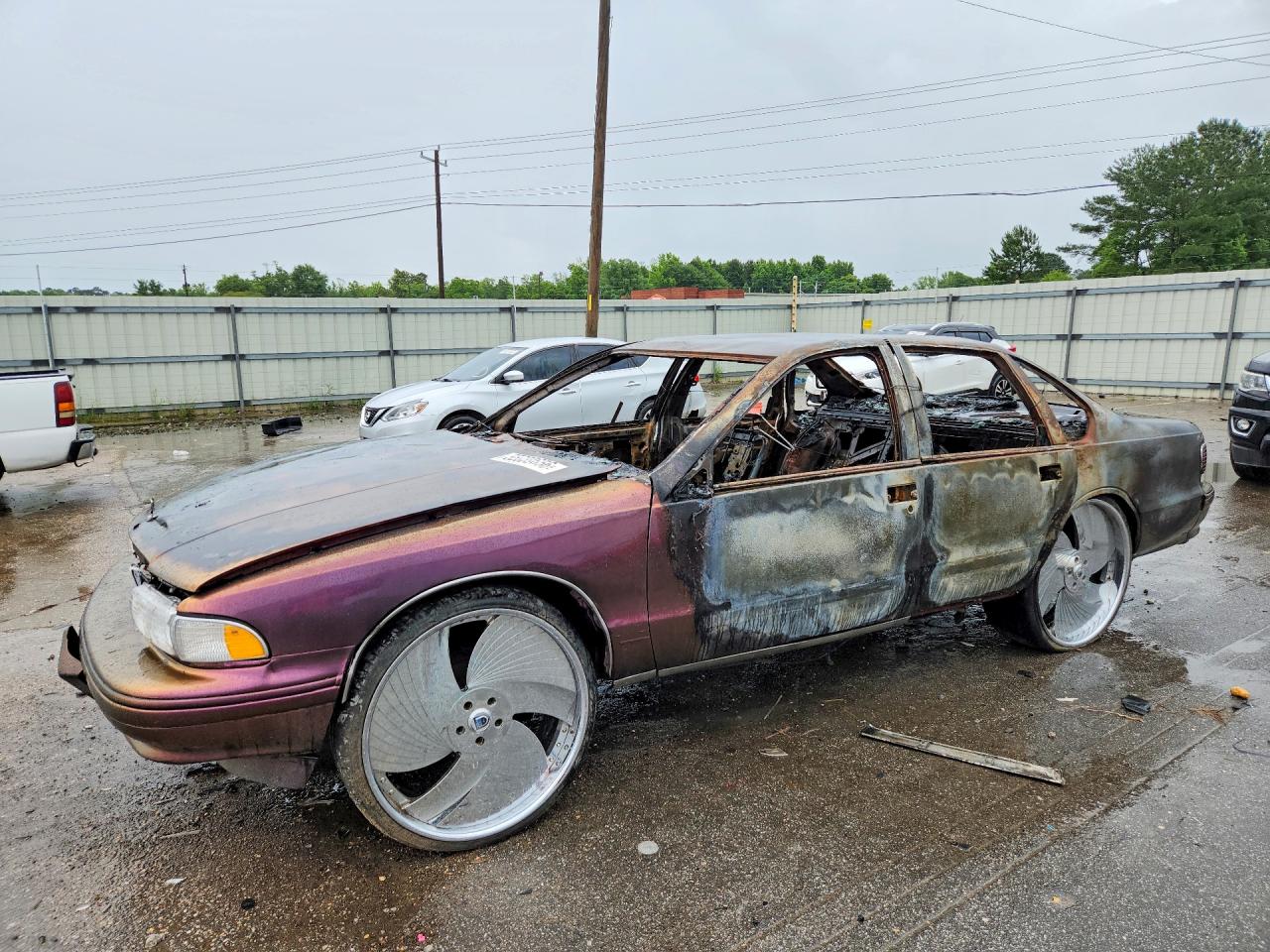 1996 Chevrolet Caprice — Burn — aukcja Copart al - montgomery - 1