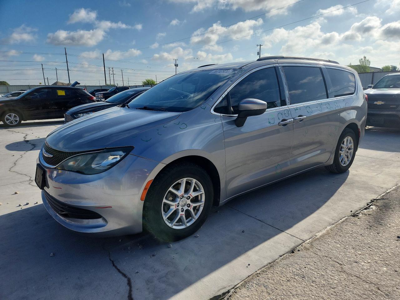 2020 Chrysler Voyager — Hail — aukcja Copart tx - ft. worth - 1