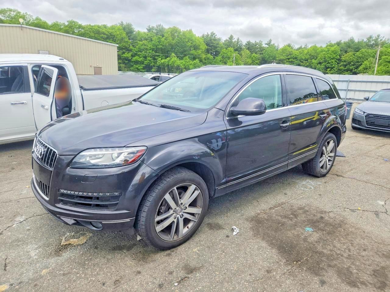 2015 Audi Q7 — Side — aukcja Copart ri - exeter - 1
