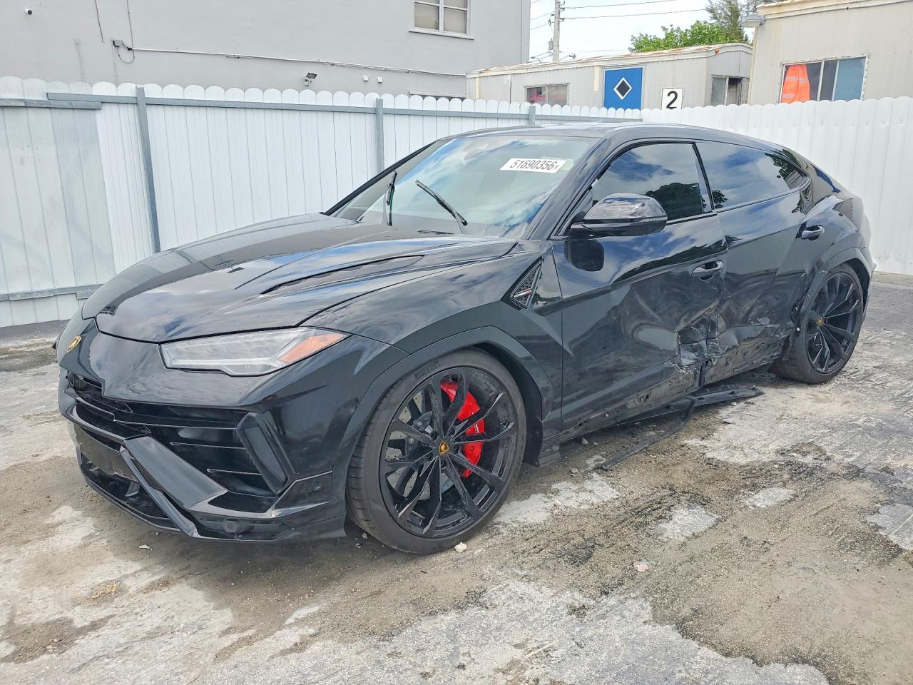 2023 Lamborghini Urus — Side — aukcja Copart fl - miami north - 1