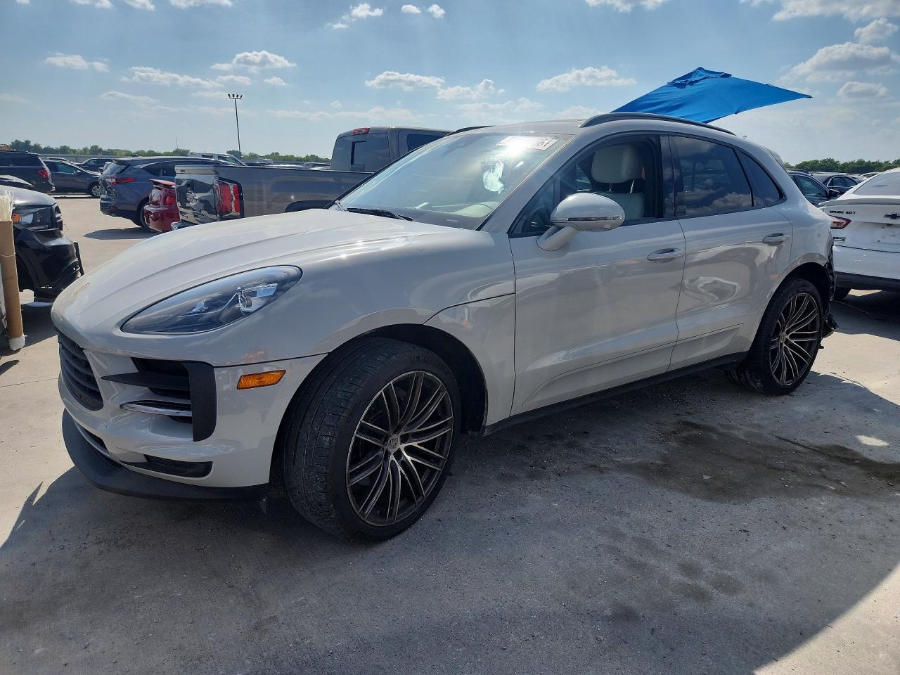 2021 Porsche Macan — Rear End — aukcja Copart tx - dallas south - 1