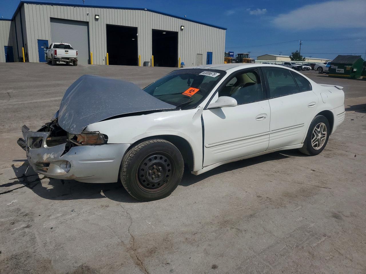 2000 Pontiac Bonneville — Front End — aukcja Copart ok - oklahoma city - 1
