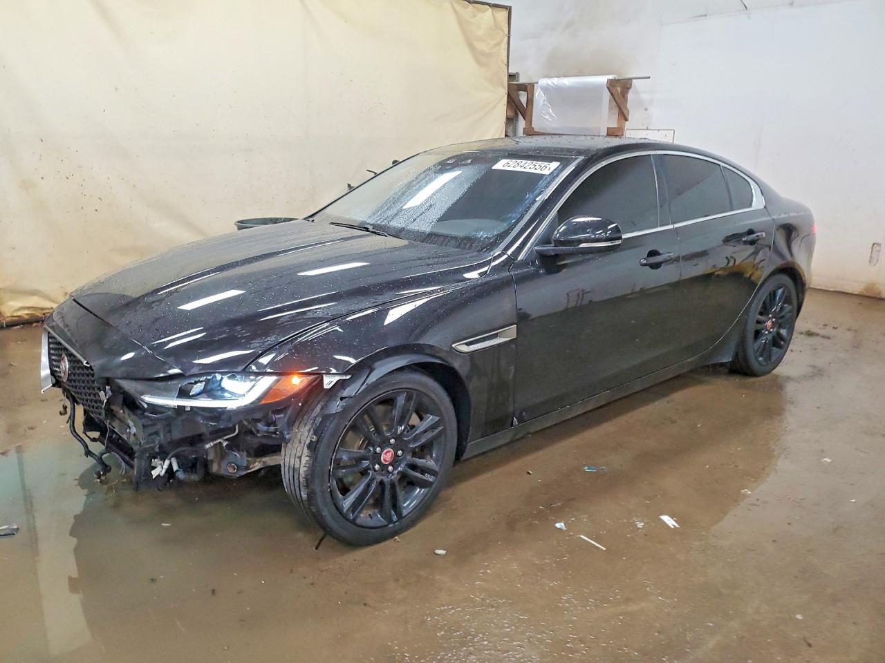 2020 Jaguar XE — Front End — aukcja Copart mi - flint - 1