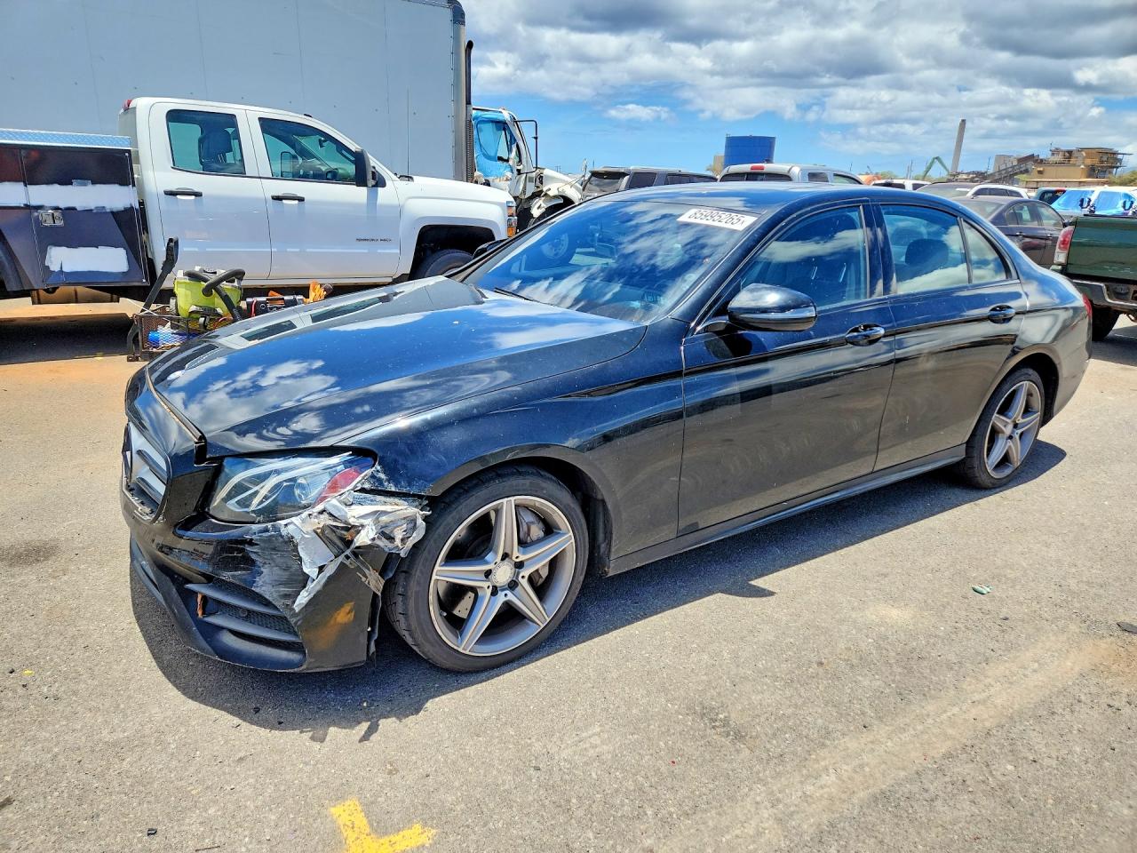 2017 Mercedes-Benz E-klasse — Vandalism — aukcja Copart hi - honolulu - 1
