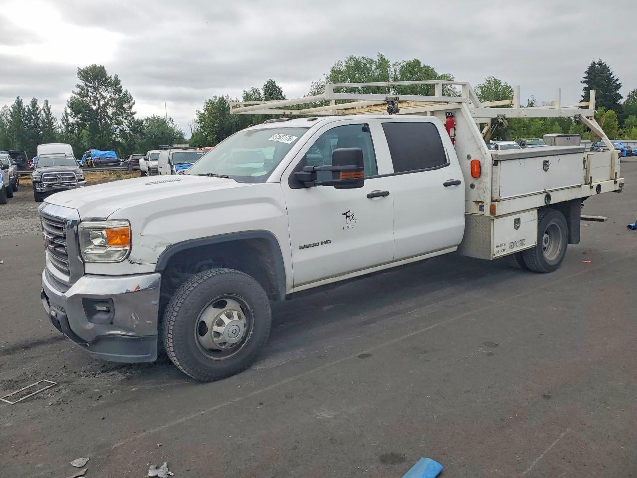 2015 GMC Sierra — Front End — aukcja Copart or - portland north - 1
