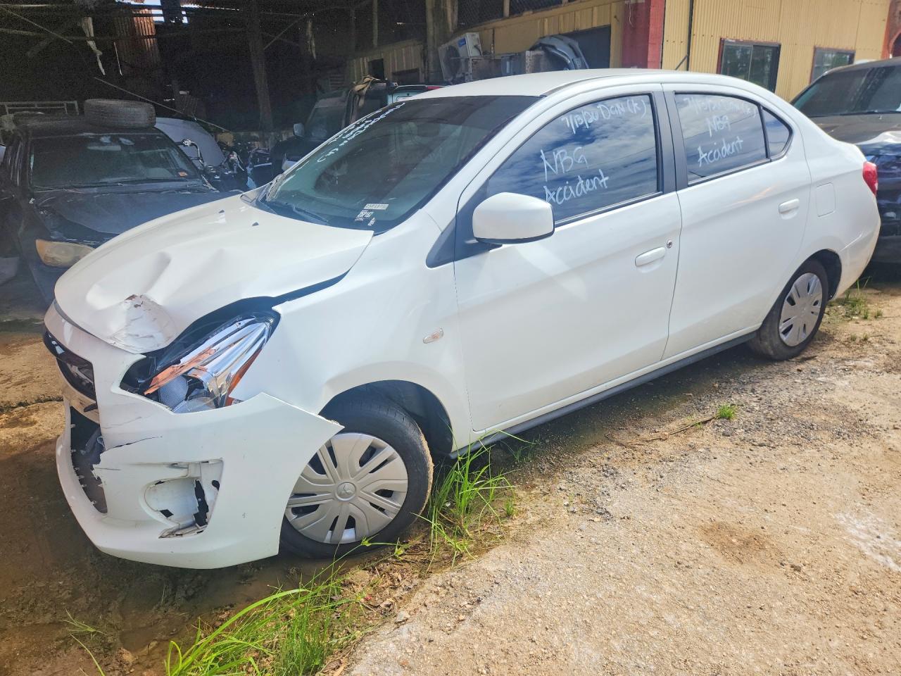 2020 Mitsubishi Mirage — Front End — aukcja Copart lujan towing & auto parts, 177 clara road, toto gu 96927 - 1