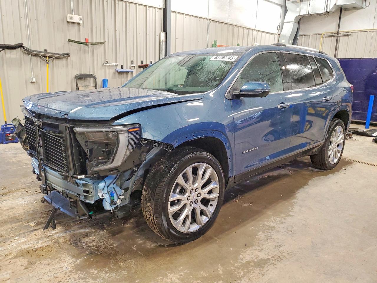 2026 GMC Acadia — Front End — aukcja Copart wy - casper - 1