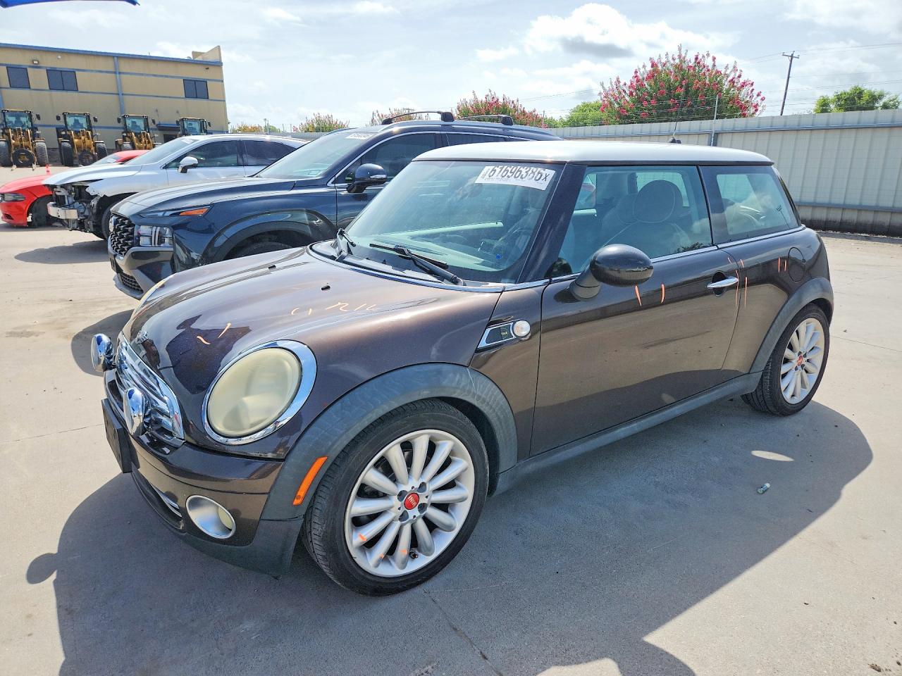 2010 MINI Cooper — Rear End — aukcja Copart tx - dallas south - 1
