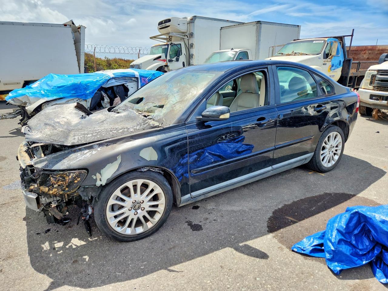 2004 Volvo S40 — Burn — aukcja Copart hi - honolulu - 1