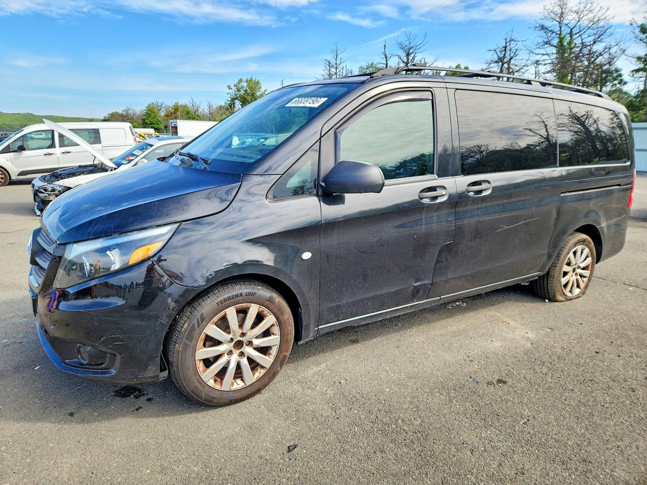 2017 Mercedes-Benz Metris — Water/Flood — aukcja Copart ny - long island - 1