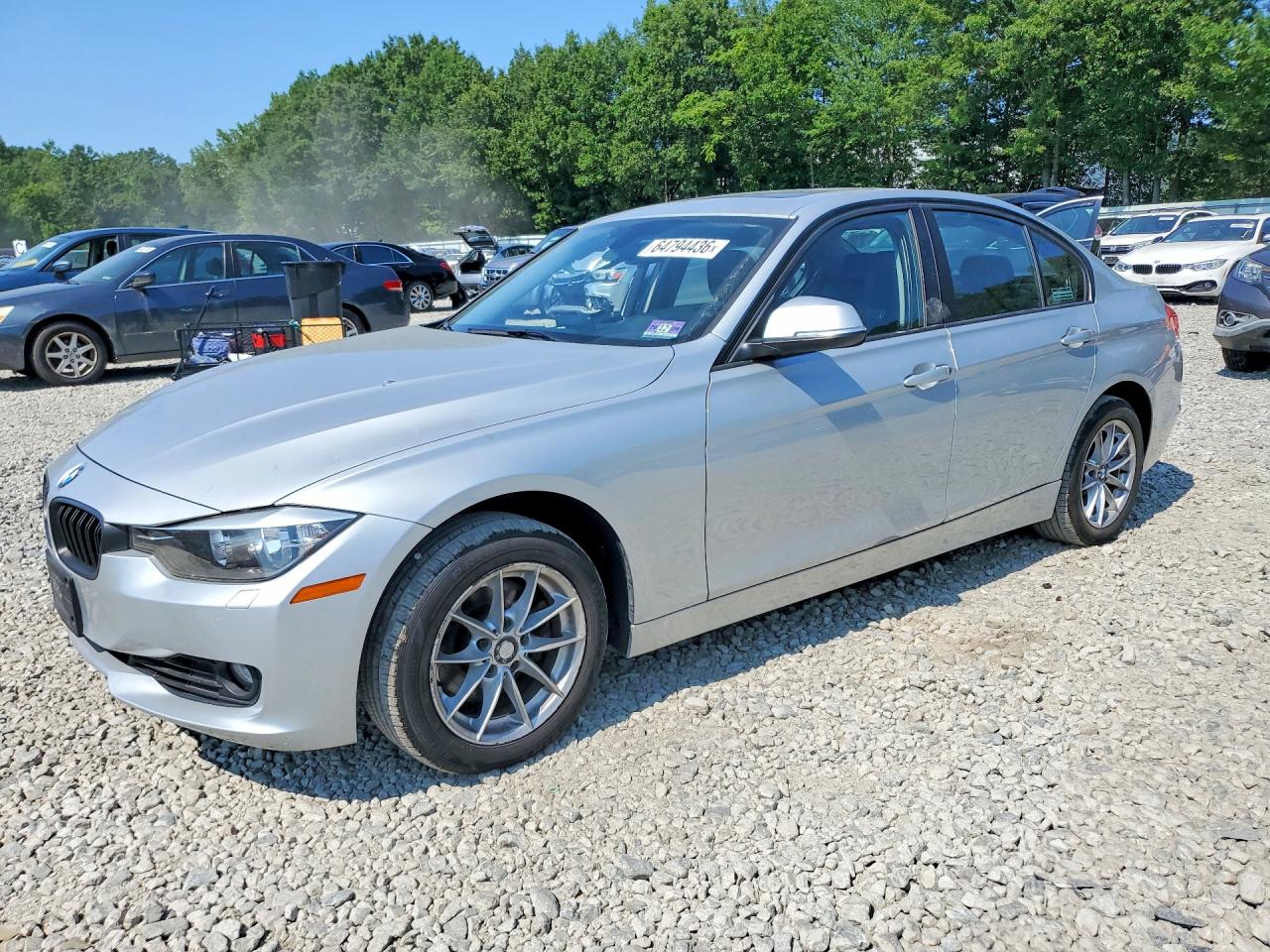 2015 BMW 3er — Side — aukcja Copart ma - north boston - 1
