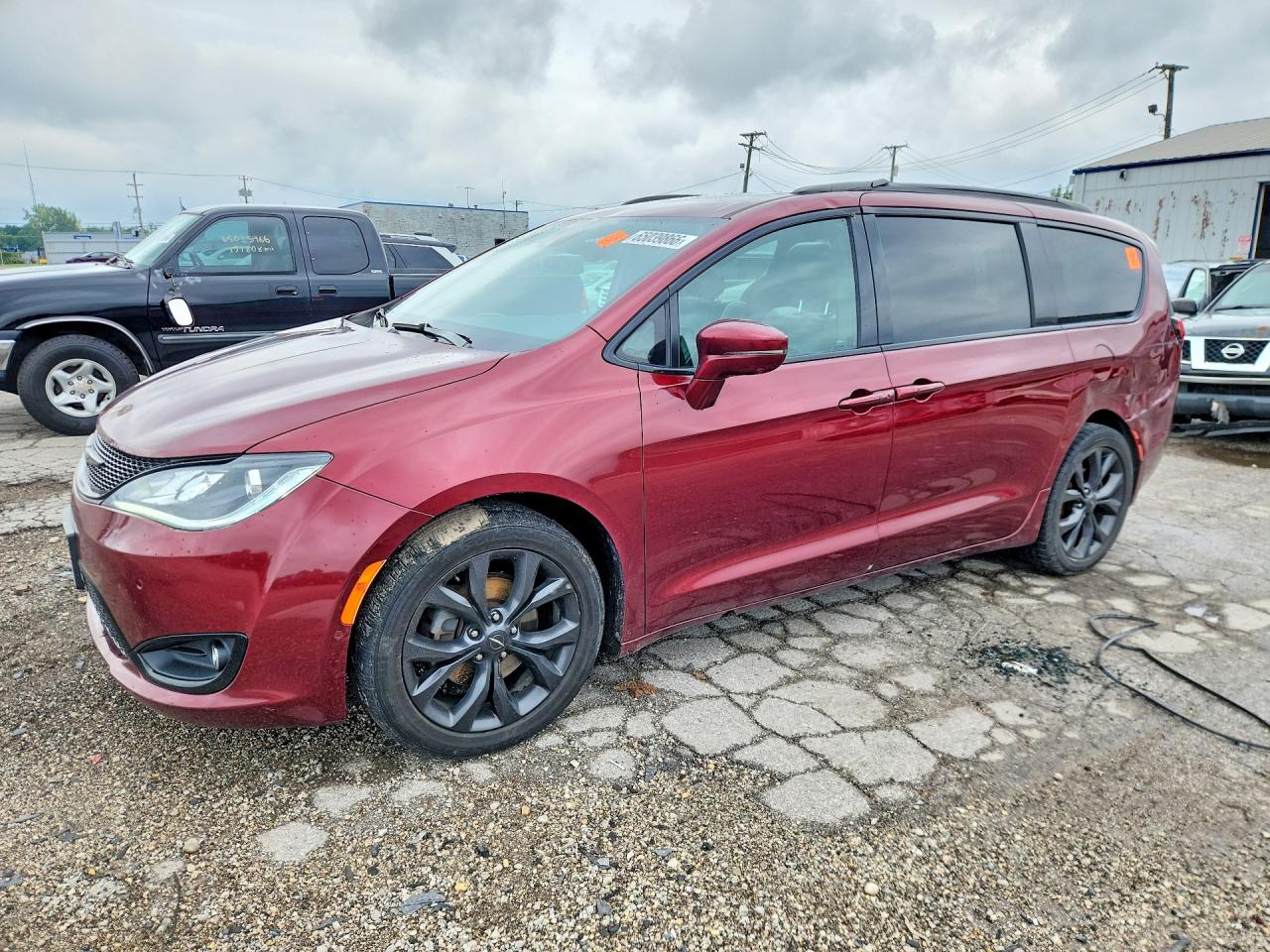 2018 Chrysler Pacifica — Top/Roof — aukcja Copart 81hts, 1010 east sauk trail, chicago heights il 60411 - 1